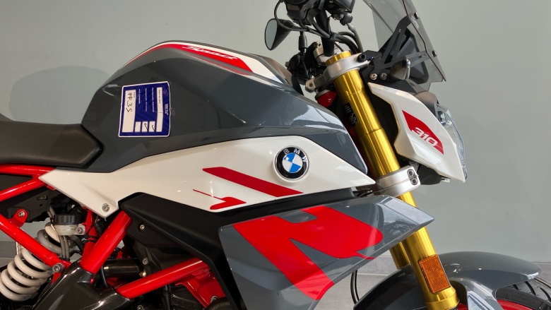 BMW G310 R 